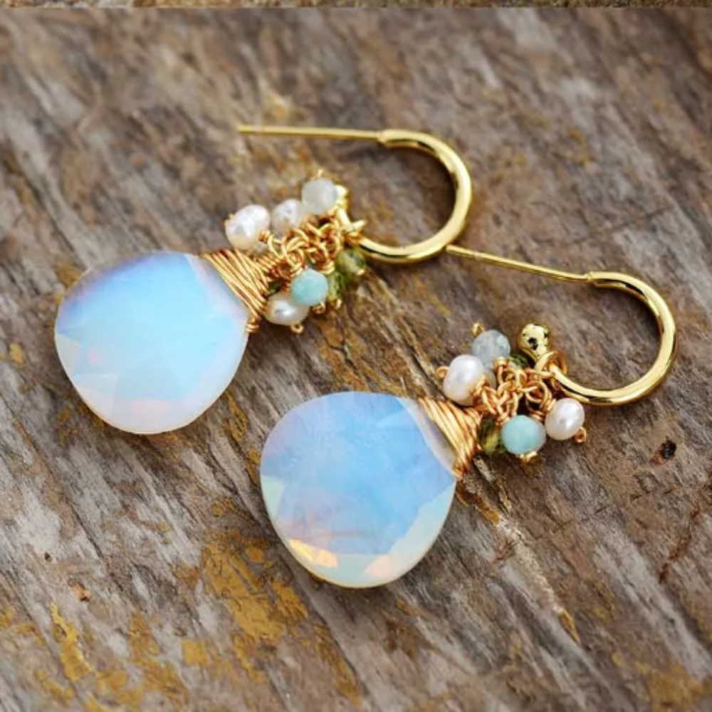 18k Dangle Opal earrings